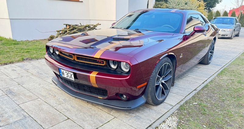 Dodge Challenger cena 130000 przebieg: 131000, rok produkcji 2017 z Wrocław małe 211